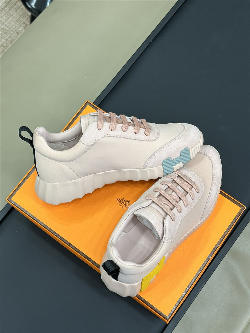 H**me5 bouncing sneaker women