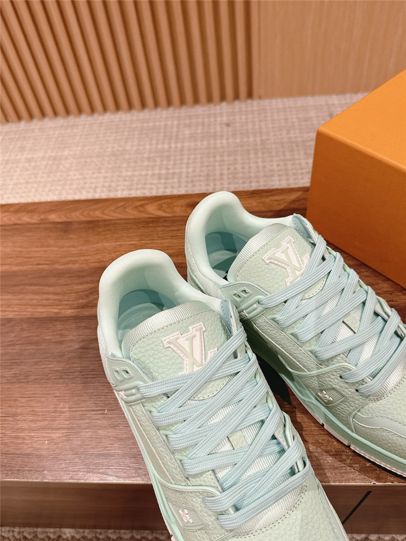 l0vis Vvtt0n lv women trainer sneakers in light blue