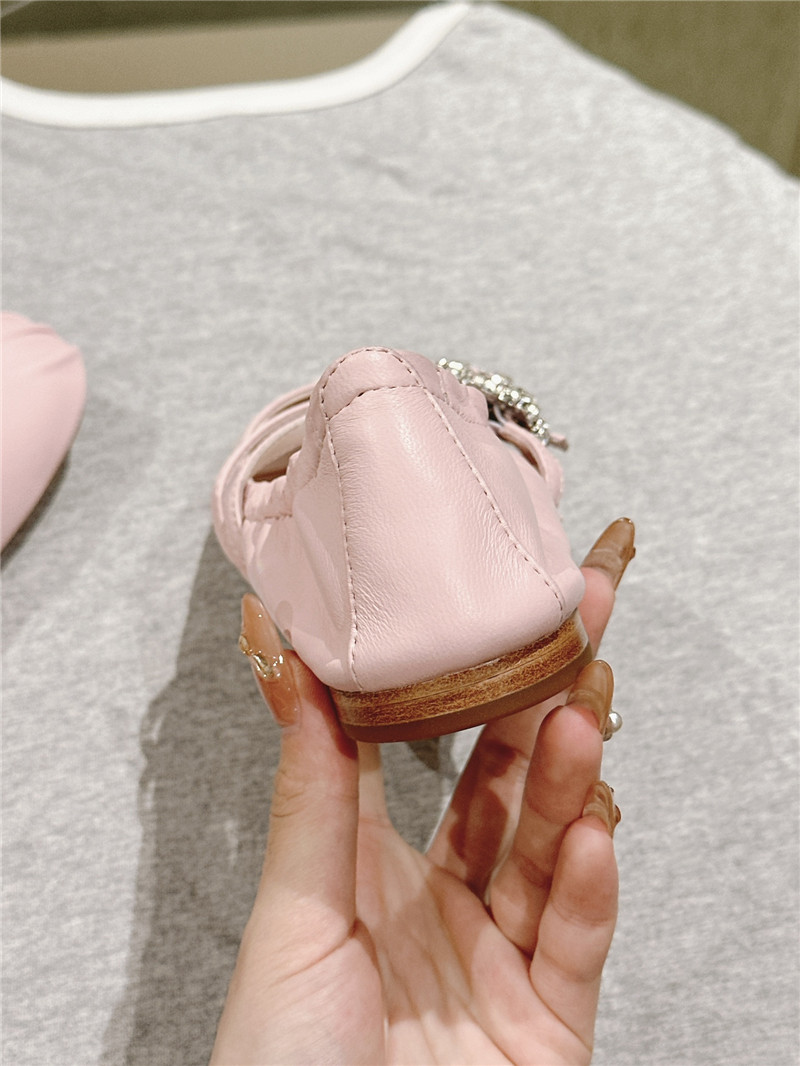 Roger Vivier Mini Strap Leather Ballerina Flats in pink