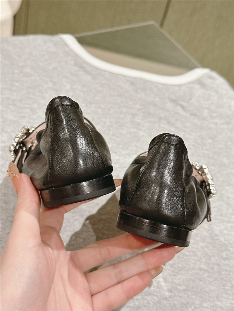 Roger Vivier Mini Strap Leather Ballerina Flats in black