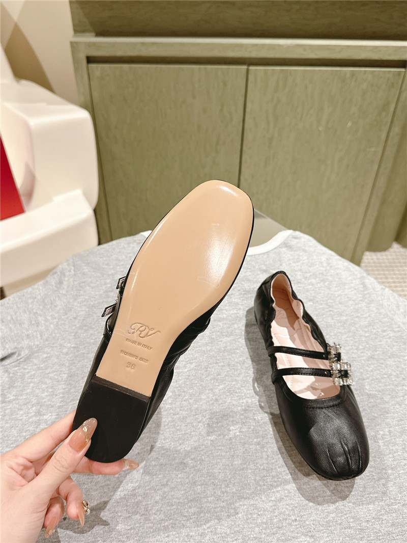 Roger Vivier Mini Strap Leather Ballerina Flats in black