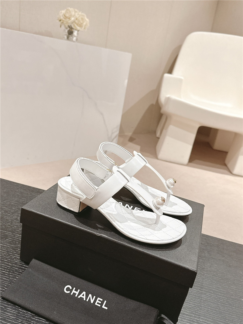 lambskin pearl Ch**el logo sandals white