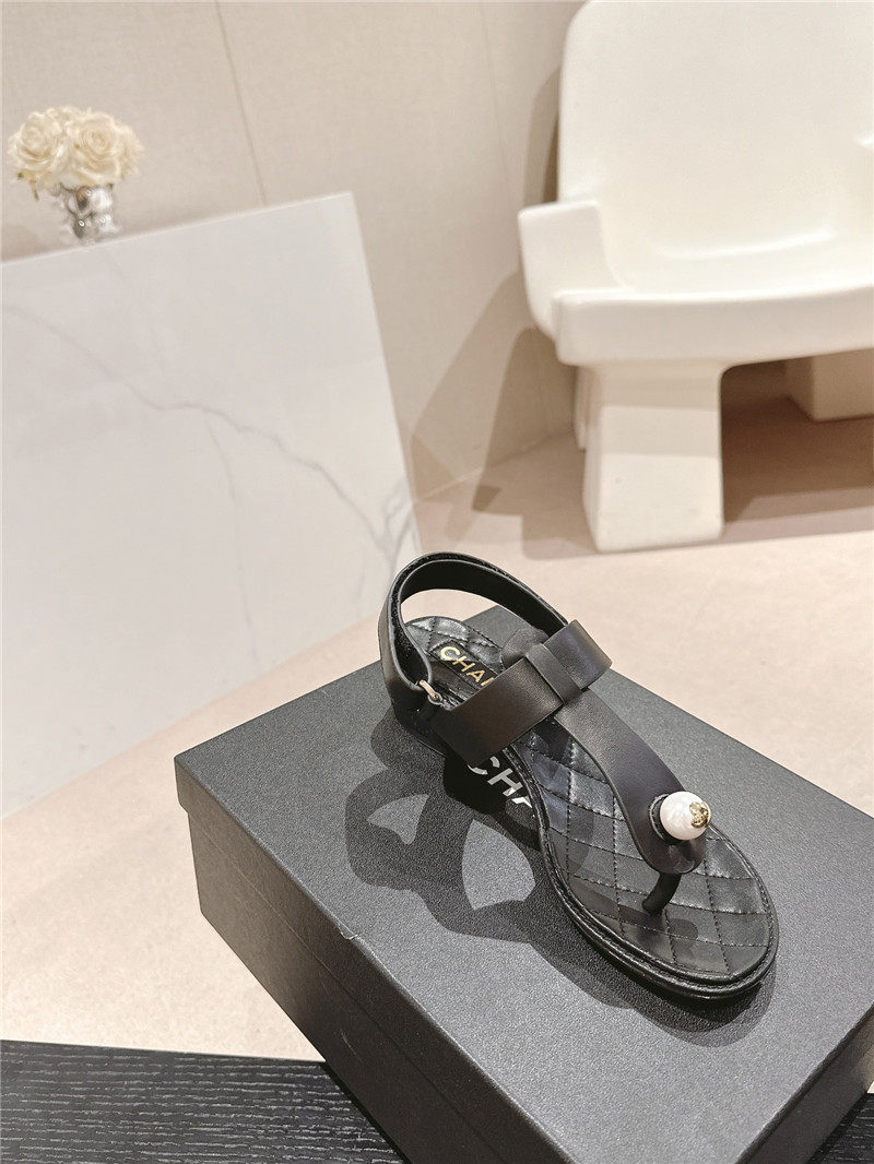 lambskin pearl Ch**el logo sandals