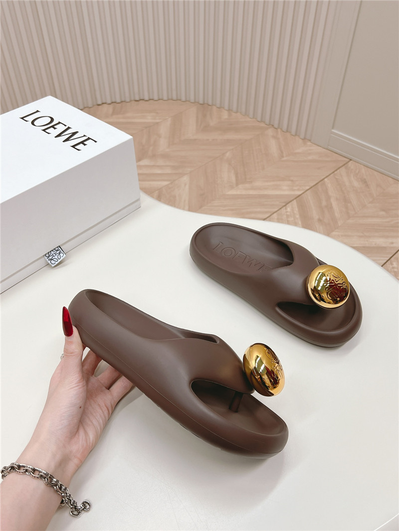 Loewe Bubble Thong Slide Women in Brown