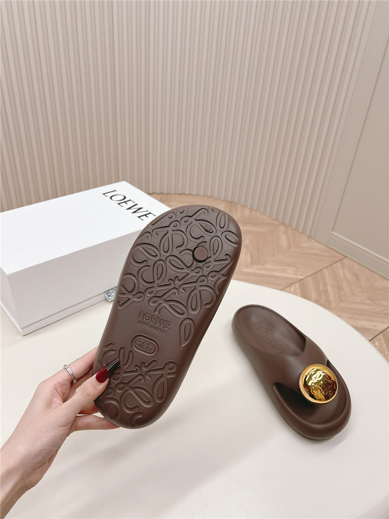 Loewe Bubble Thong Slide Women in Brown