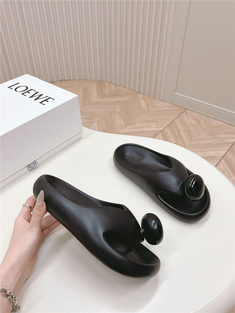 Loewe Bubble Thong Slide Women in Black