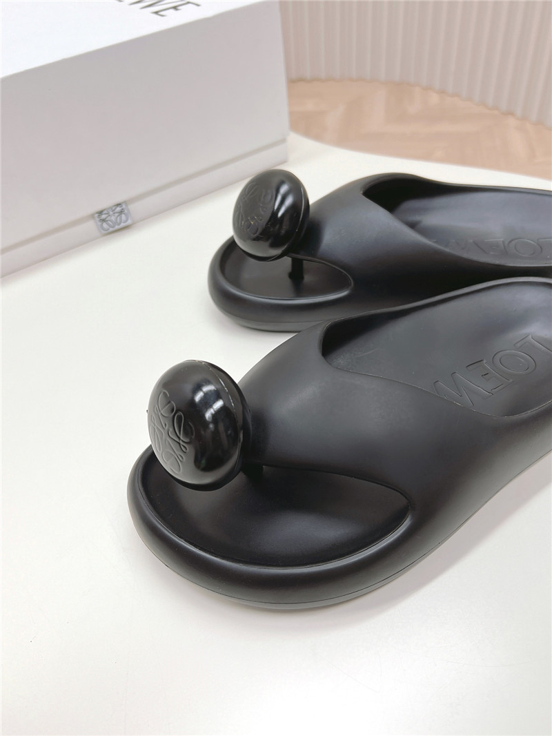 Loewe Bubble Thong Slide Women in Black