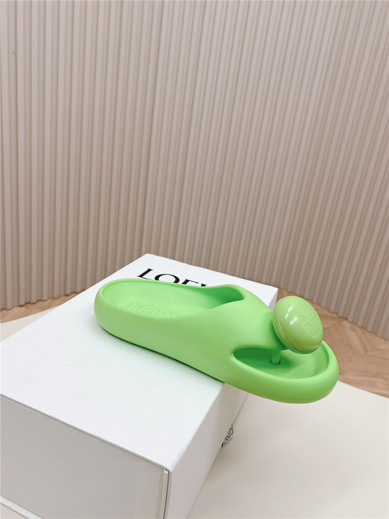 Loewe Bubble Thong Slide in Green