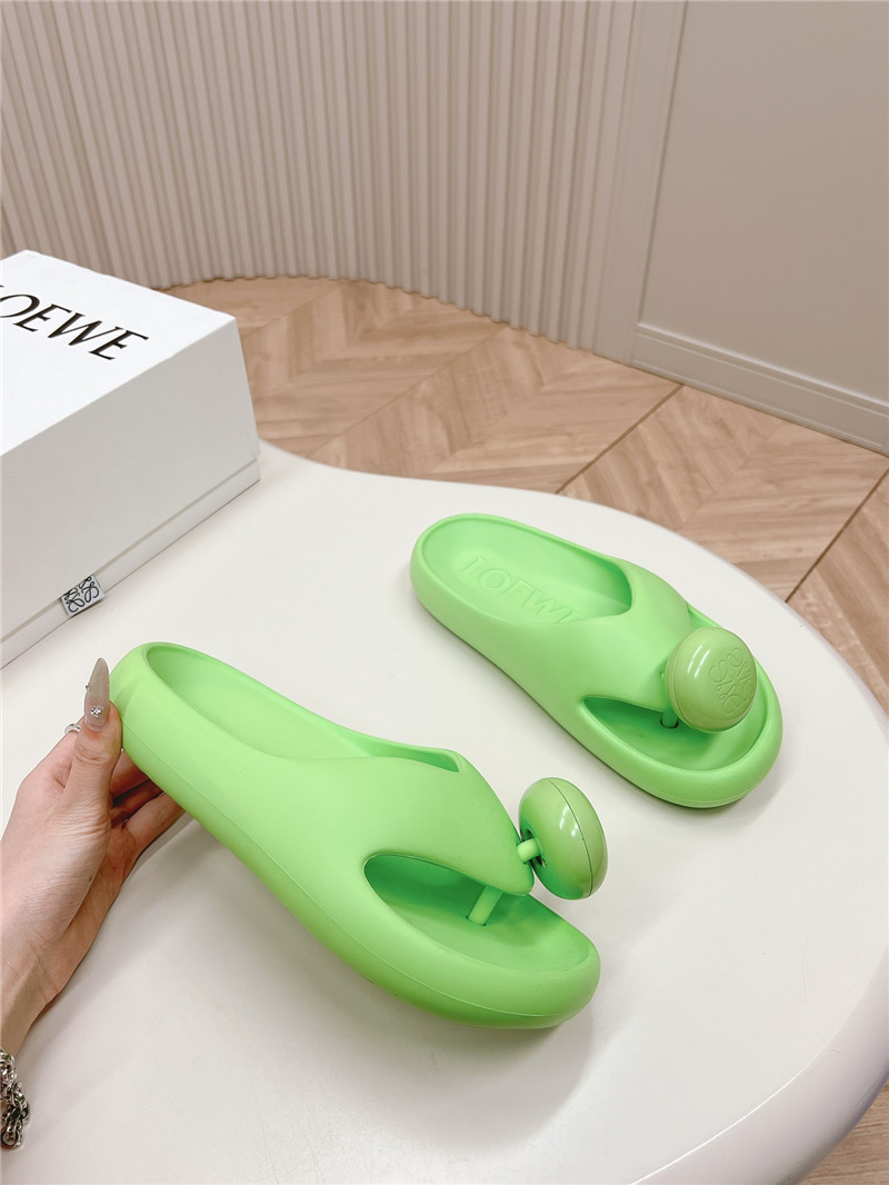 Loewe Bubble Thong Slide in Green