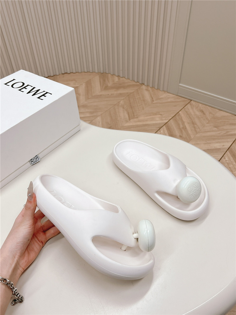 Loewe Bubble Thong Slide in White