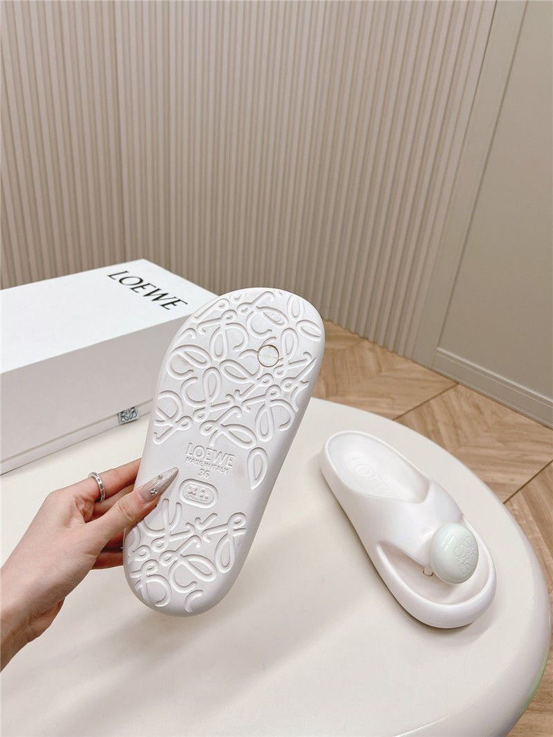 Loewe Bubble Thong Slide in White