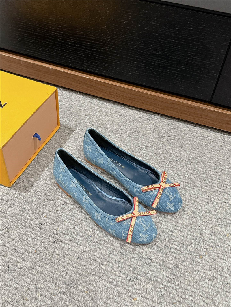 l0vis Vvtt0n nina flat ballerina in blue
