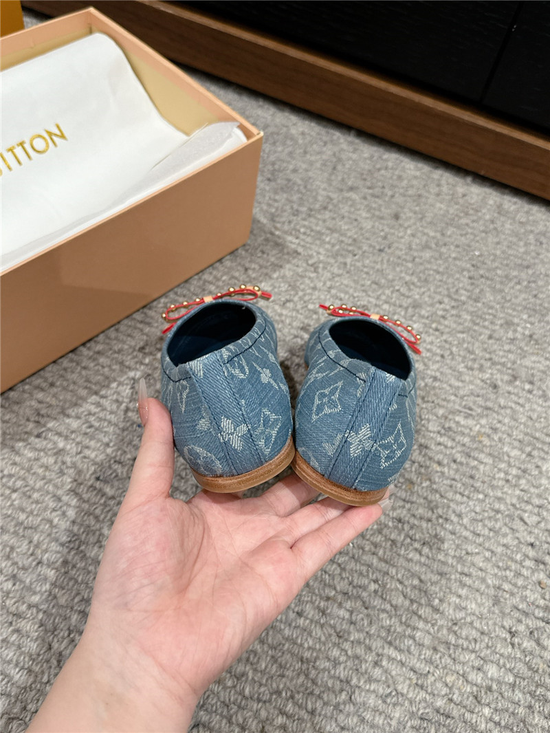 l0vis Vvtt0n nina flat ballerina in blue