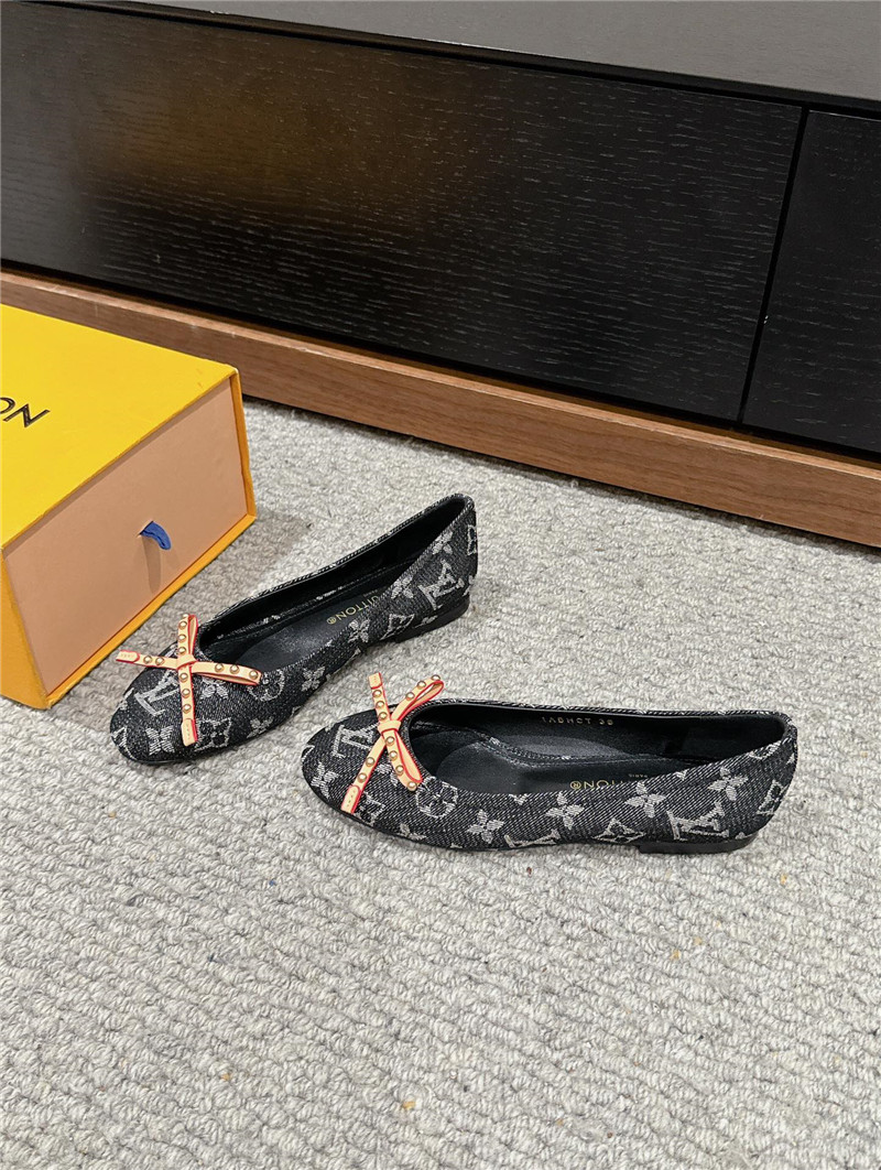 Louis Vuitton Nina Flat Ballerina Gray