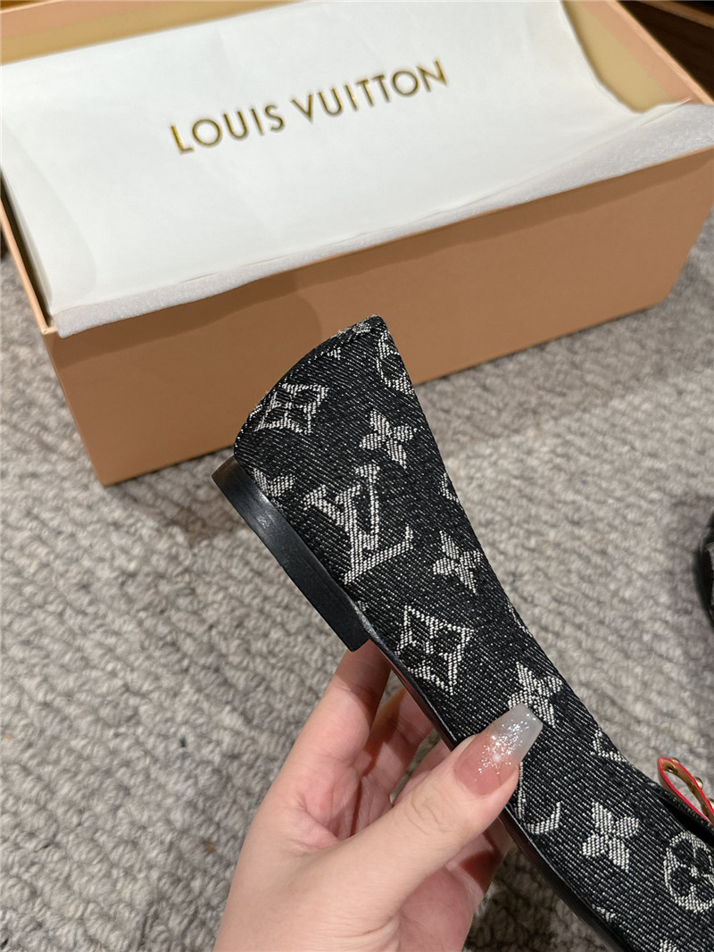 Louis Vuitton Nina Flat Ballerina Gray