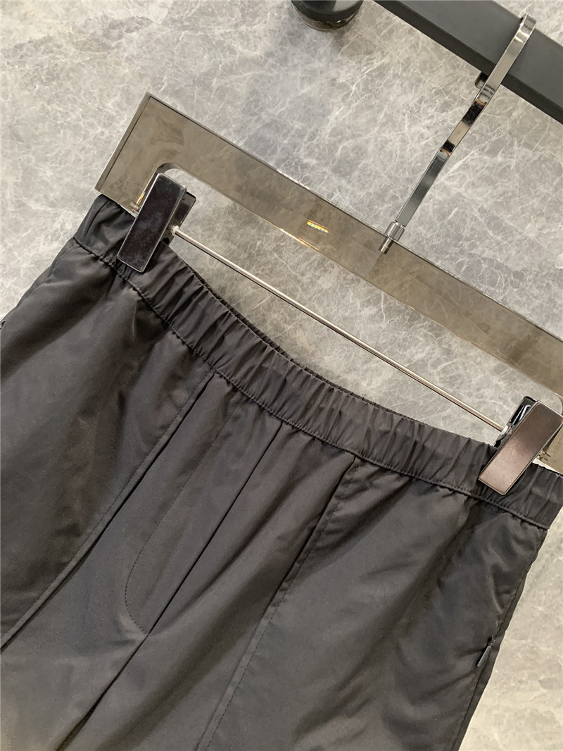 F**di cream shorts replica d&g clothing