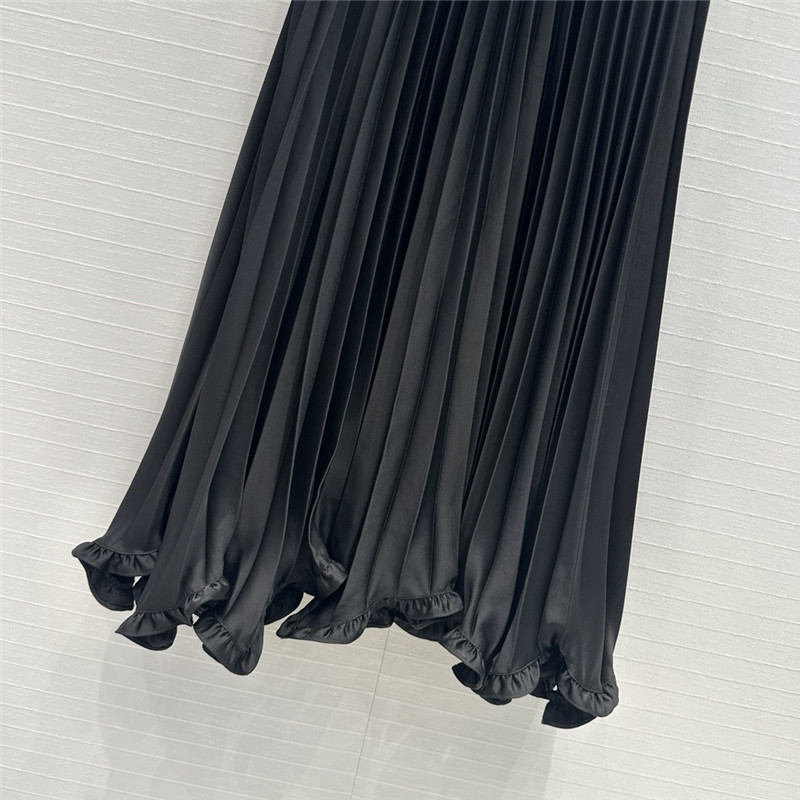 Va1e*ntin0 ach**elordion lace skirt replica designer clothes