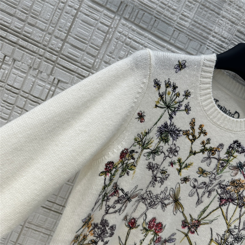 D10r herbarium knit sweater white