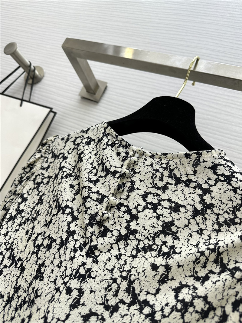 Ch**el puff sleeve dress replica d&g clothing