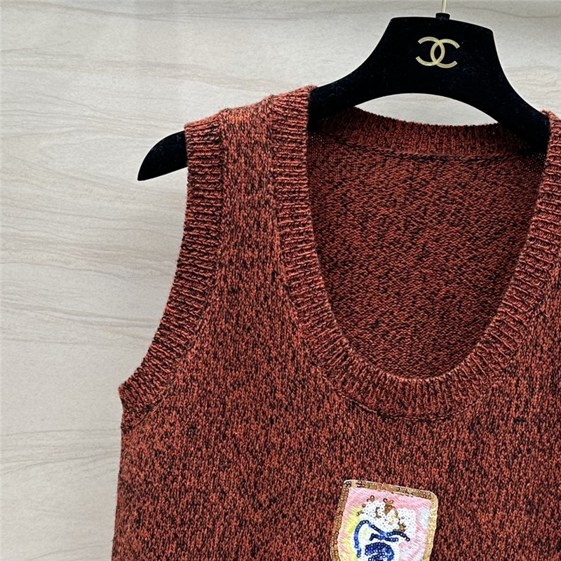 Ch**el zhang zai patch vest replicas clothes