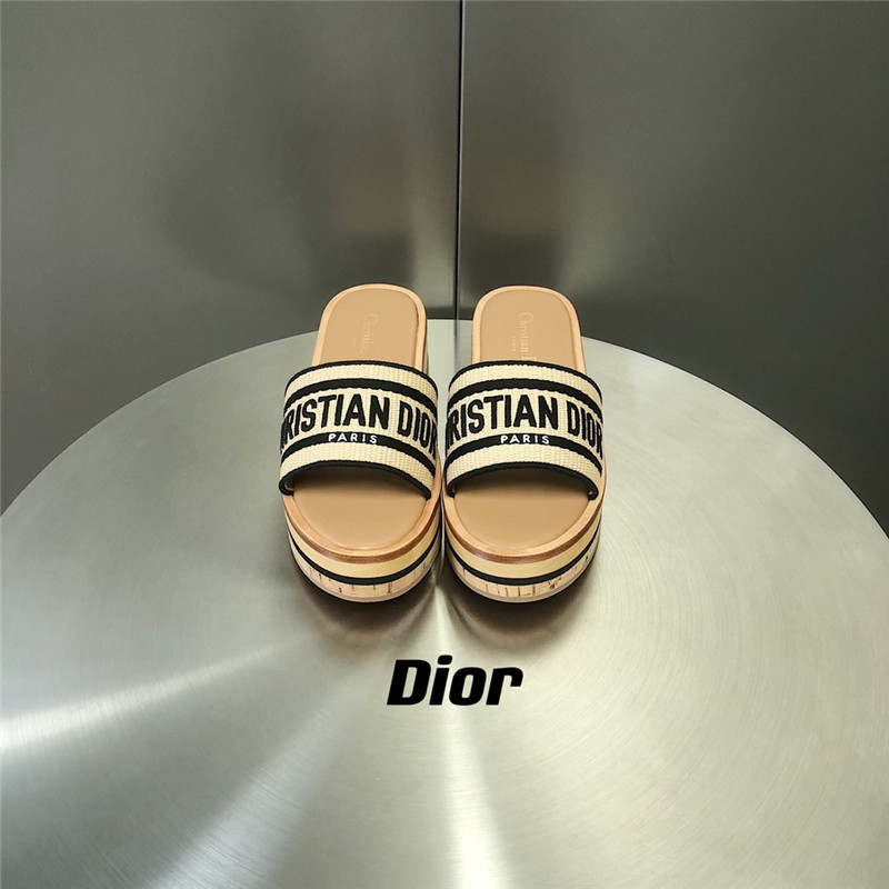 D10r dway platform slide