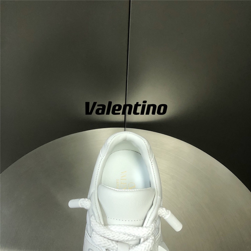 Va1e*ntin0 garavani one stud xl leather platform sneakers