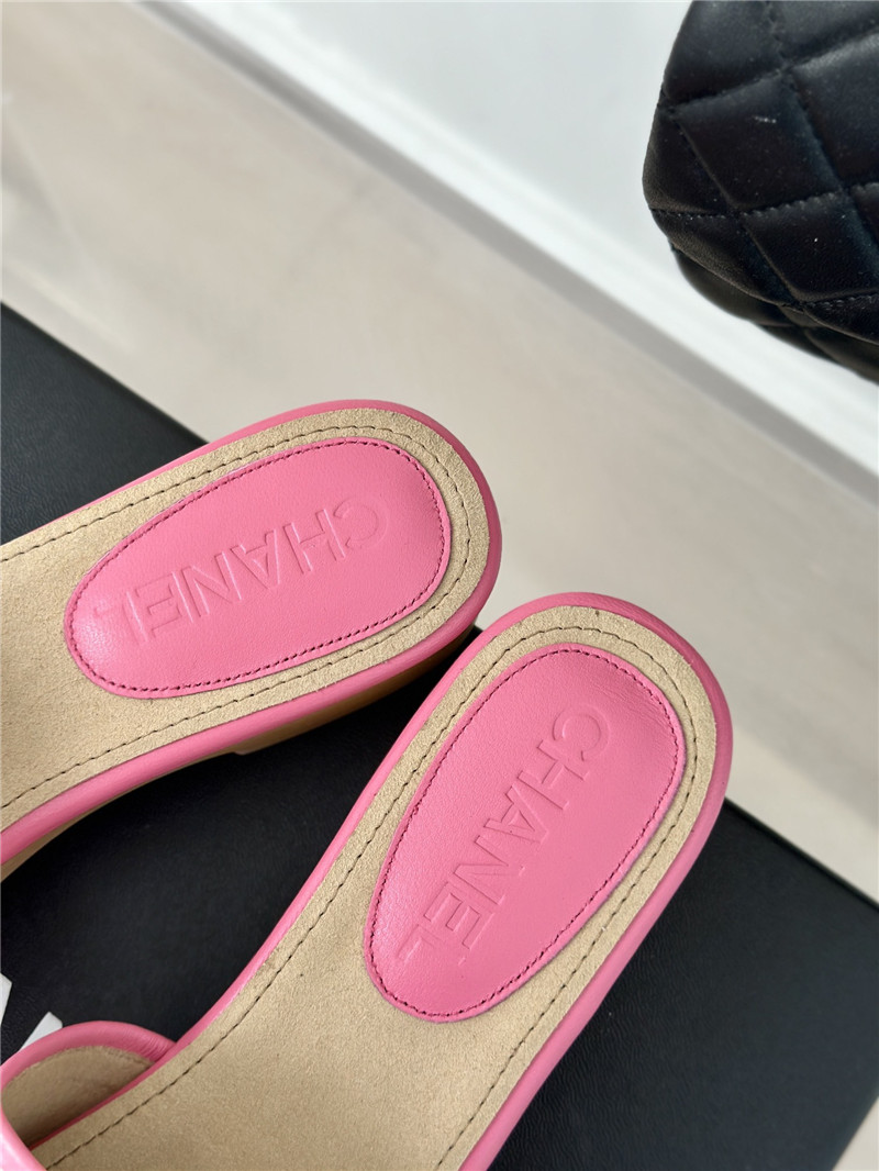 Ch**el platform camellia women’s slippers rose red