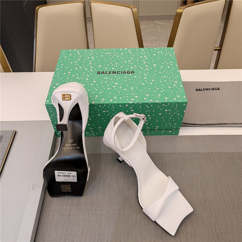 Ba1en*iaga hourglass 100 white leather sandals