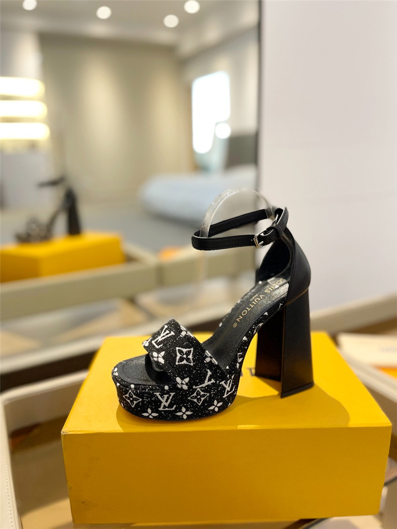 l0vis Vvtt0n monogram jacquard denim platform sandals black