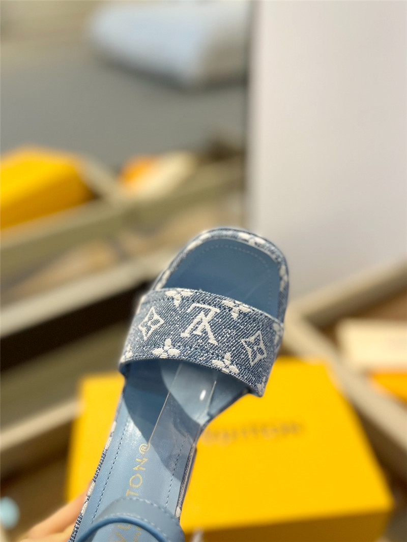 l0vis Vvtt0n monogram jacquard denim platform sandals beige