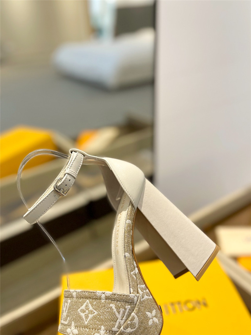 l0vis Vvtt0n monogram jacquard denim platform sandals beige