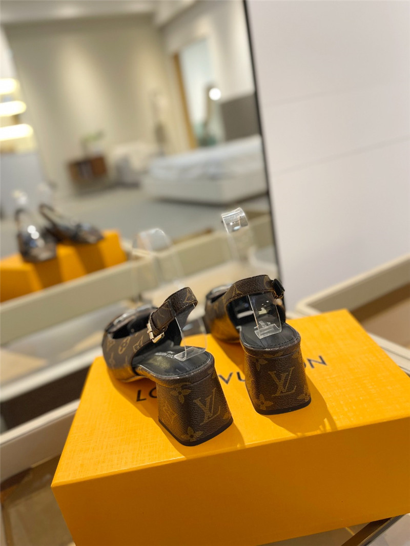 l0vis Vvtt0n monogram leather shake slingback pumps