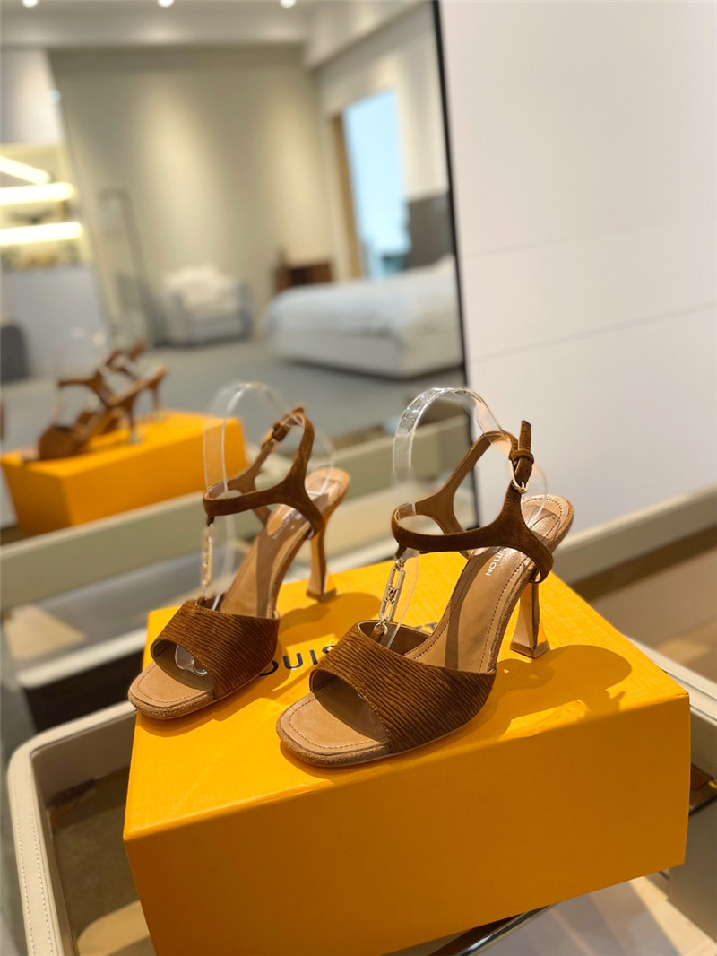 l0vis Vvtt0n brown satin chain sparkle heels sandals