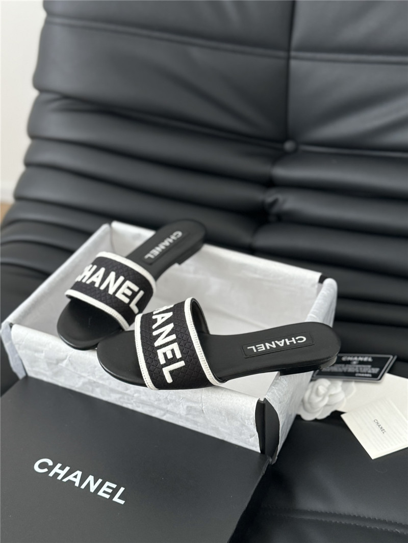 Ch**el woven embroidered logo letter slippers