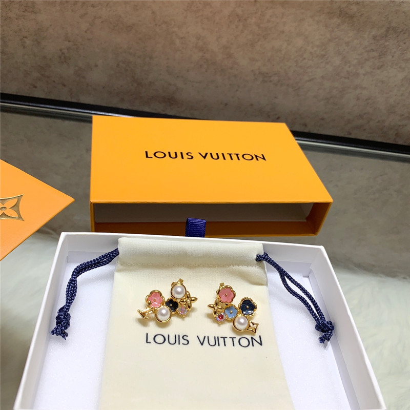 l0vis Vvtt0n lv prosperous earrings