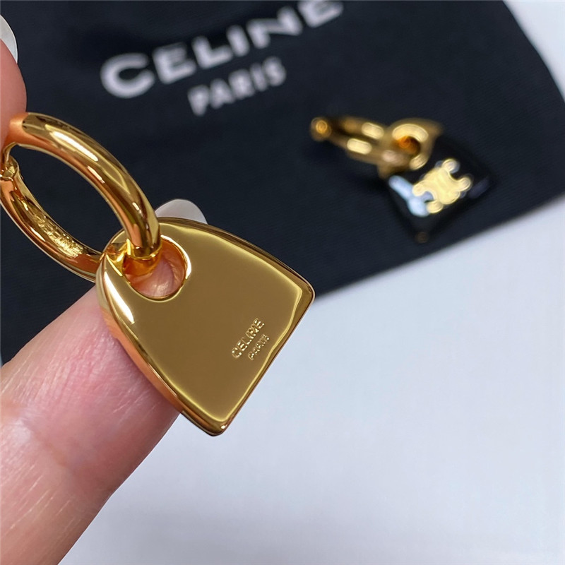 Ce1i*e arc de triomphe bag earrings