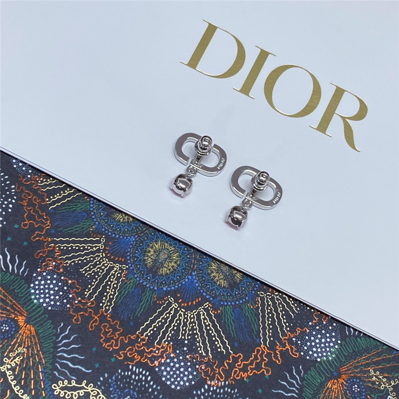 D10r new cd earrings