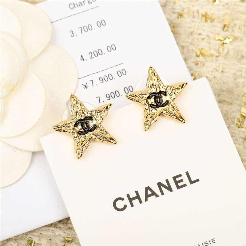 Ch**el star double c earrings