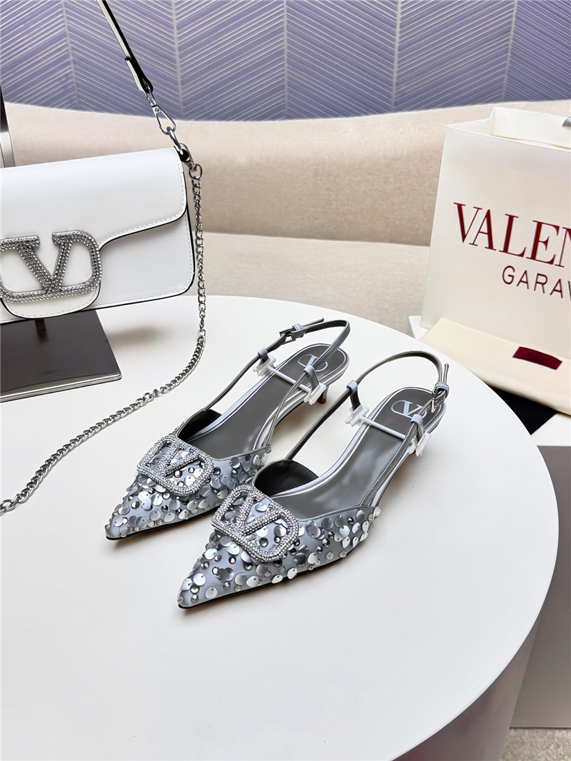 Va1e*ntin0 v logo buckle high heel sandals replica shoes