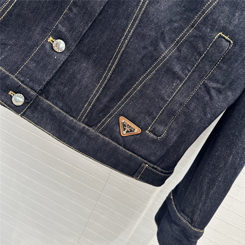 Pra*a functional wind coat jacket replica clothes