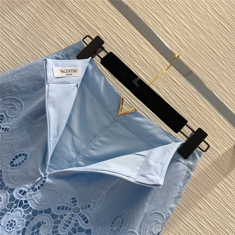 Va1e*ntin0 light luxury shirt set replica clothing sites