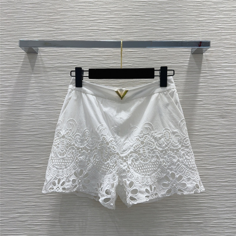 Va1e*ntin0 white hollow embroidered shirt set