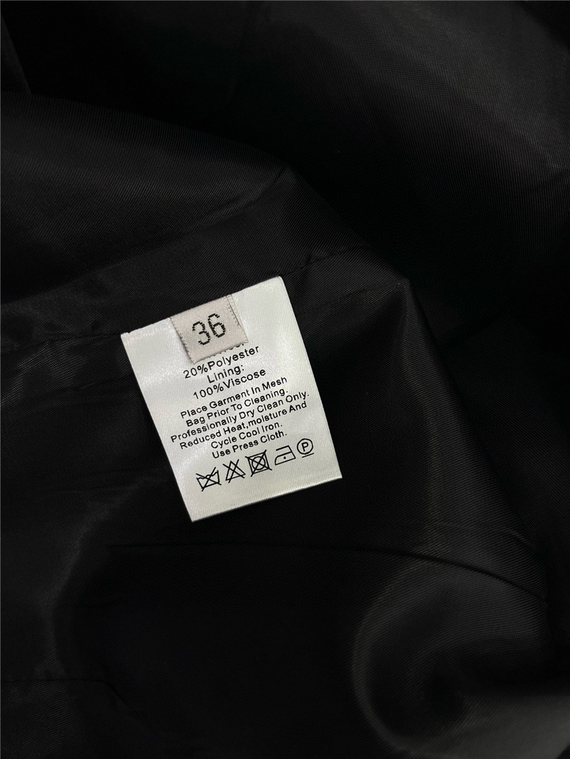 y51 hot D1am0nd suit replica clothing sites