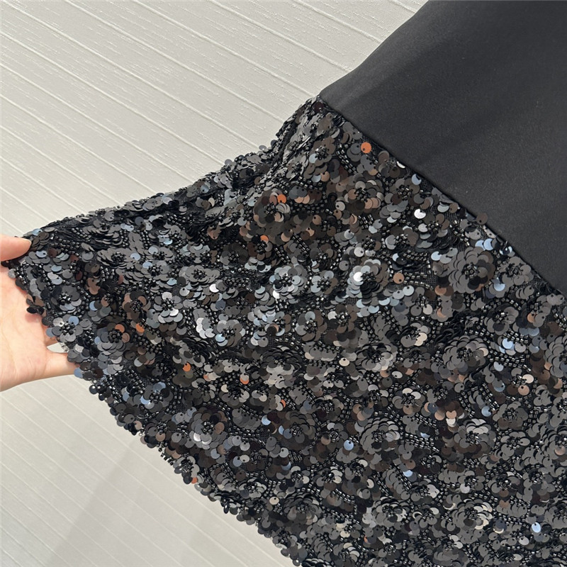 Va1e*ntin0 heavy luxury dress replicas clothes