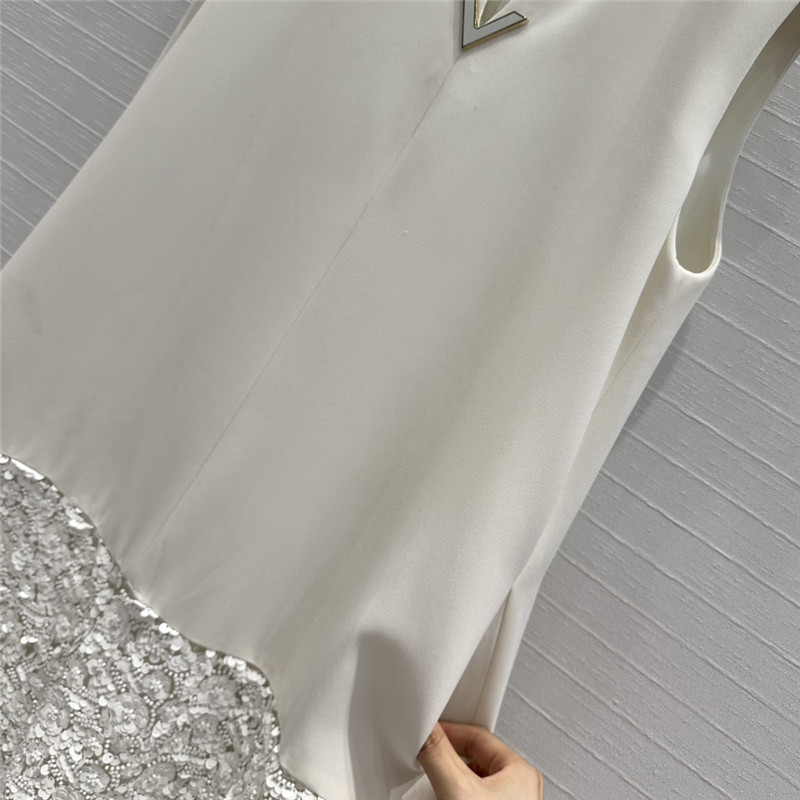 Va1e*ntin0 heavy luxury dress replicas clothes