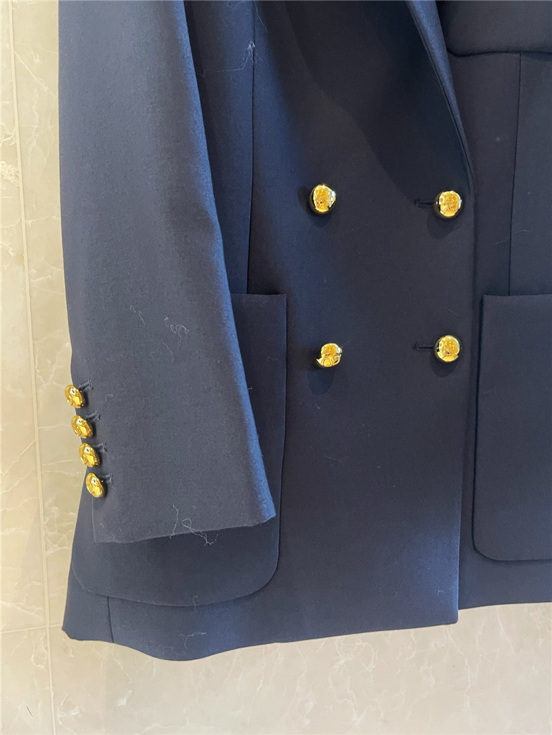 Va1e*ntin0 new suits replica designer clothing websites