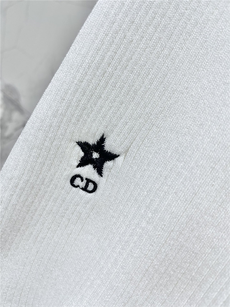 D10r bee top blouse replicas clothes