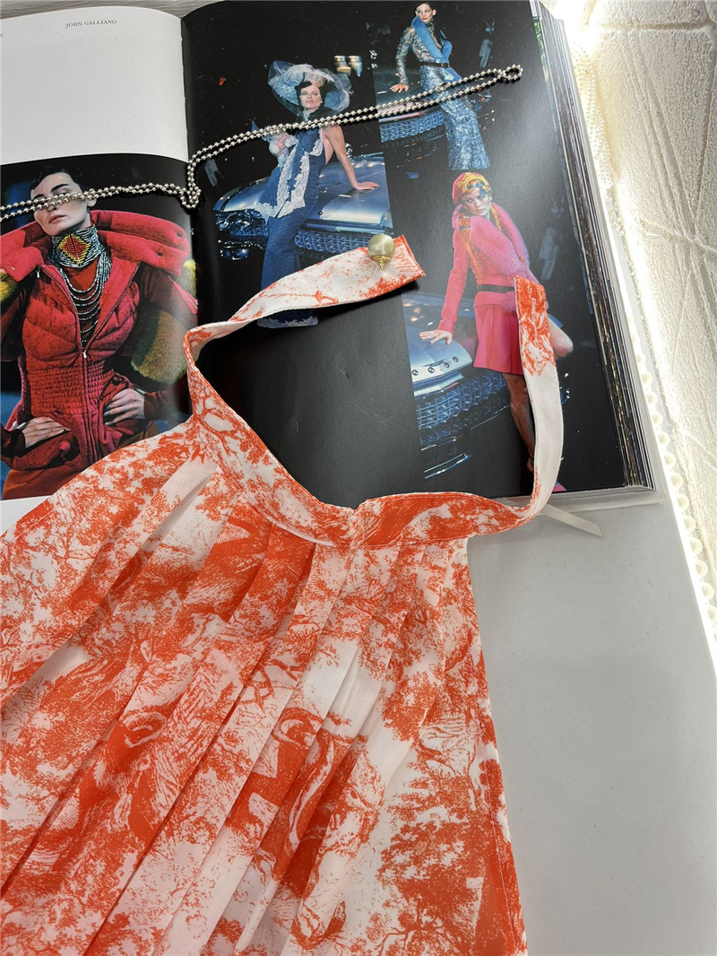 D10r halterneck one piece dress replica clothes