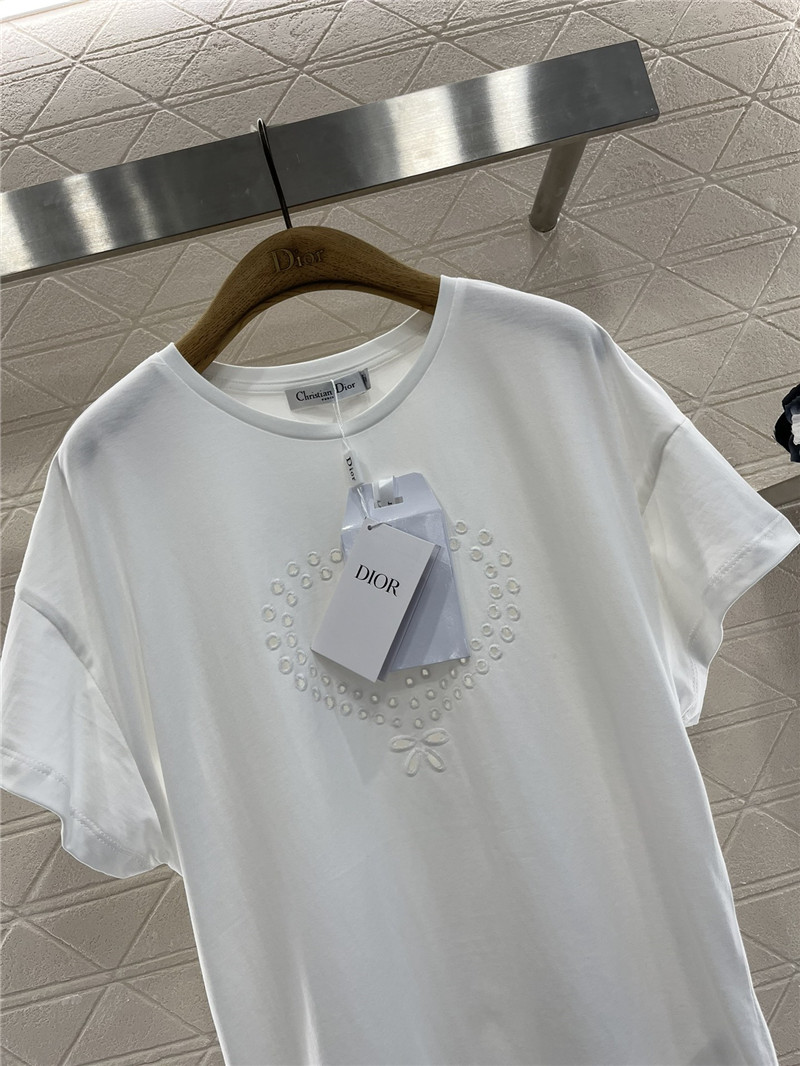 D10r hollow heart t-shirt cheap replica designer clothes