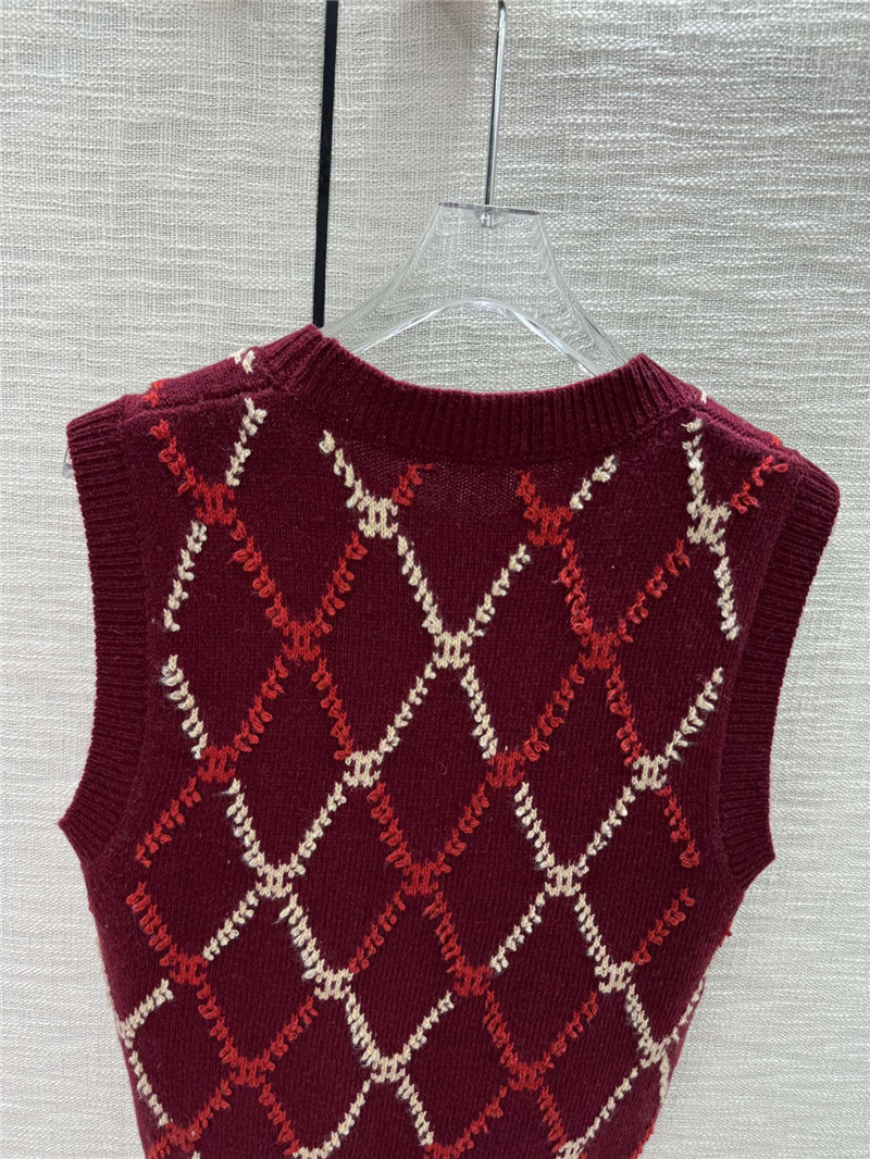 ch**el D1am0nd jacquard knit vest red